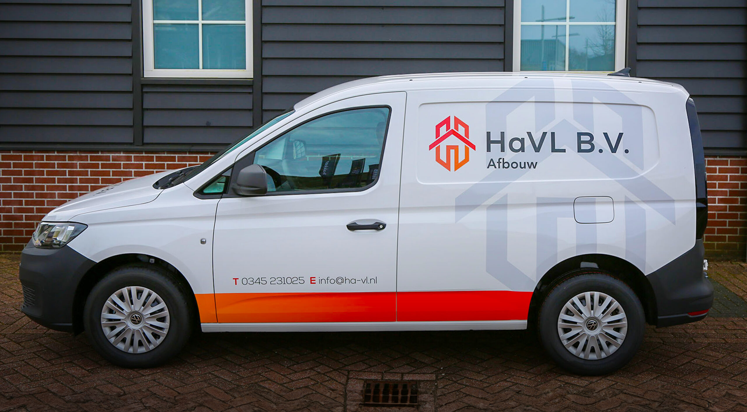 HaVL Afbouw B.V.: Belettering wagenpark